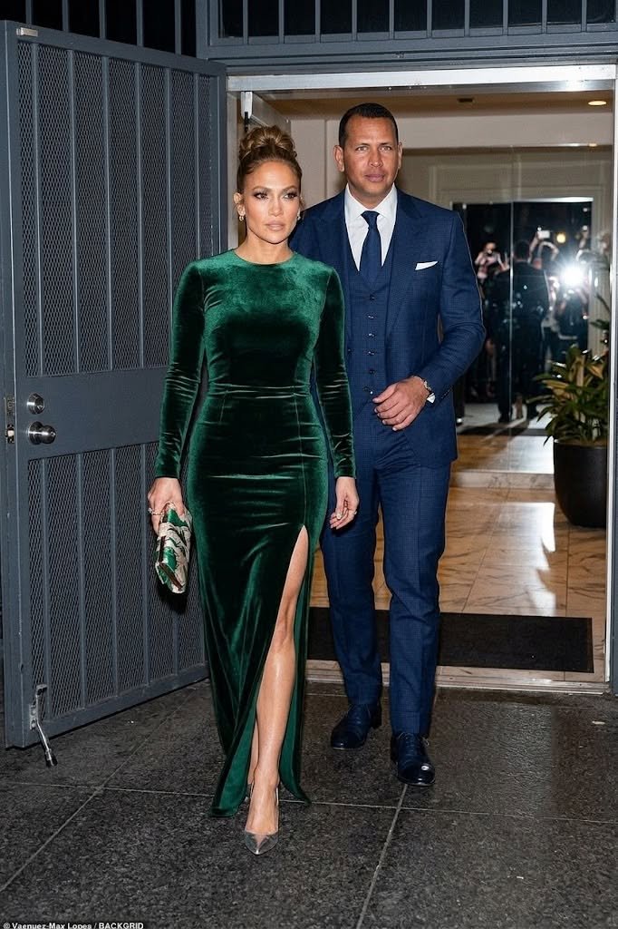 Jennifer Lopez Announces Third Pregnancy, Radiates Joy